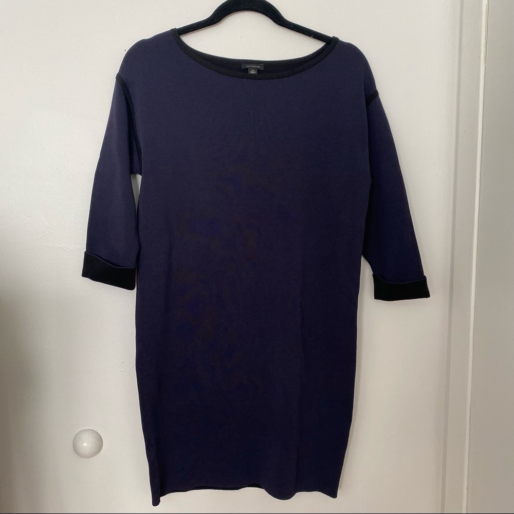 Ann Taylor navy blue shift dress
